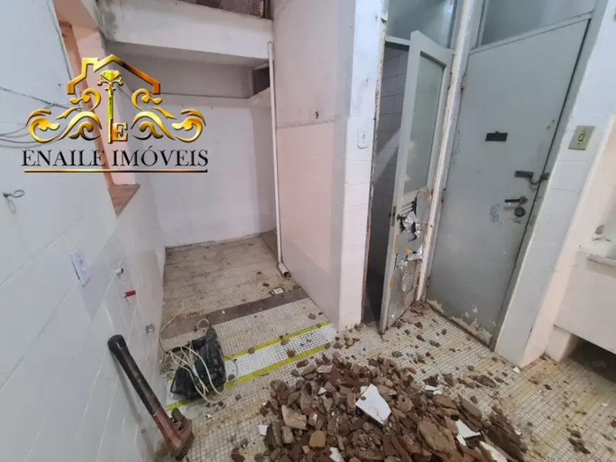 Apartamento com 3 quartos à venda, 100m2 em Copacabana, Rio De Janeiro - RJ - imagem 5 Foto 5 de Apartamento com 3 quartos à venda, 100m2 em Copacabana, Rio De Janeiro - RJ