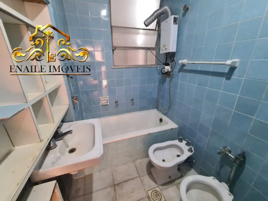 Apartamento com 3 quartos à venda, 100m2 em Copacabana, Rio De Janeiro - RJ - imagem 4 Foto 4 de Apartamento com 3 quartos à venda, 100m2 em Copacabana, Rio De Janeiro - RJ