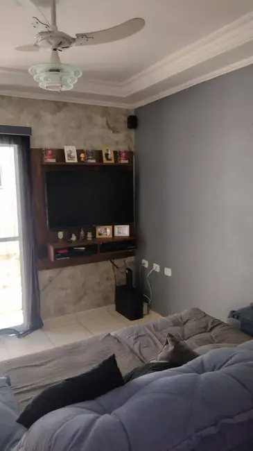 Foto 2 de Casa de Condomínio com 3 quartos à venda, 135m2 em Chácara Seis de Outubro, São Paulo - SP