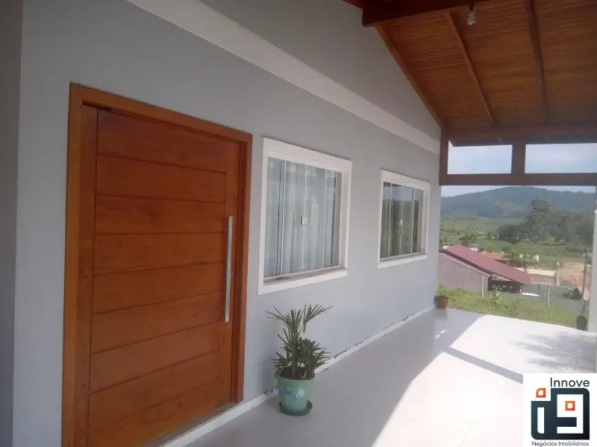 Foto 1 de Casa com 3 quartos à venda, 552m2 em Balneario Picarras - SC