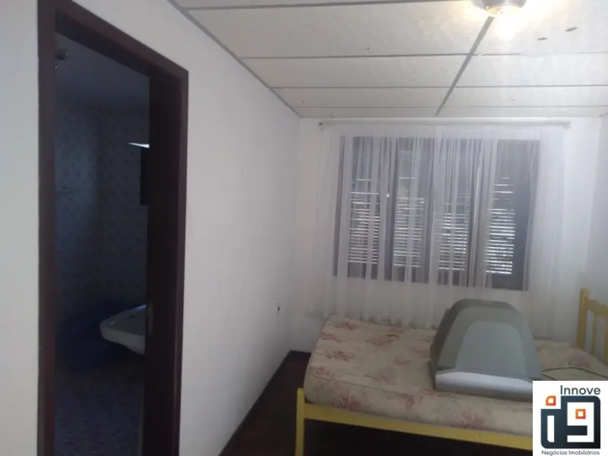 Foto 3 de Casa com 6 quartos à venda, 360m2 em Centro, Barra Velha - SC