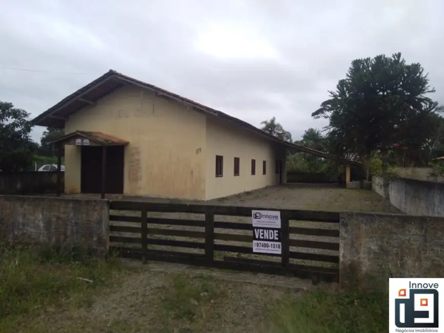 Foto 1 de Casa com 4 quartos à venda, 140m2 em Barra Velha - SC
