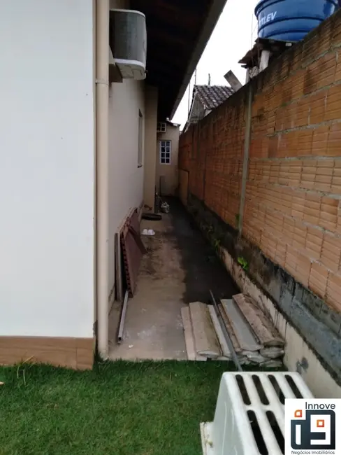 Foto 3 de Casa com 3 quartos à venda, 143m2 em Balneario Picarras - SC