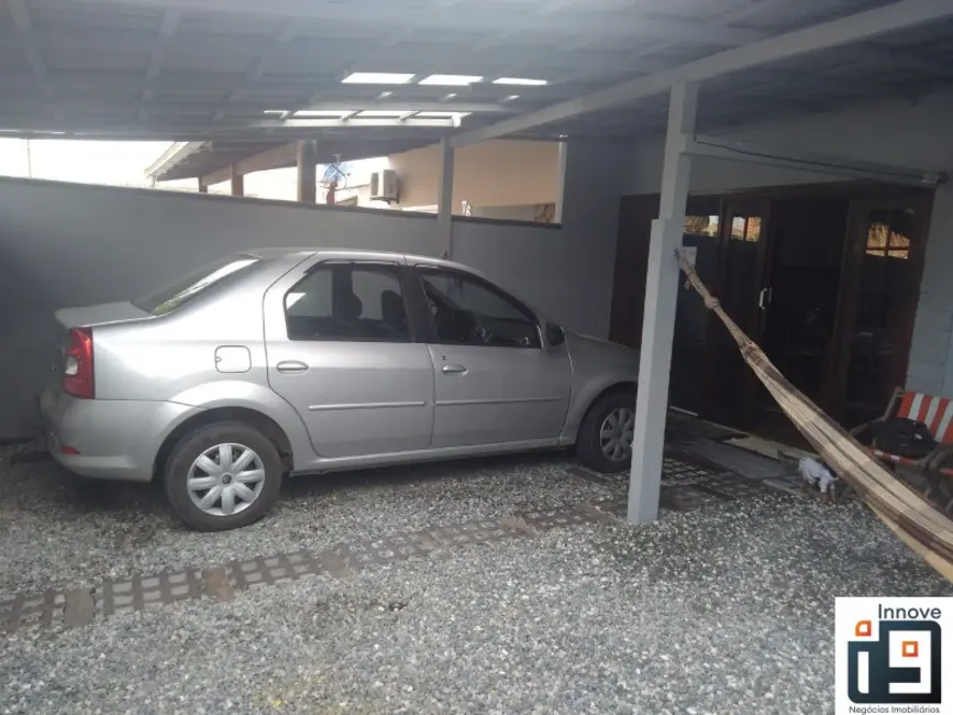 Foto 3 de Casa com 5 quartos à venda, 147m2 em Barra Velha - SC