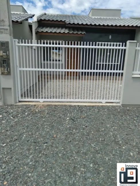 Foto 2 de Casa com 2 quartos à venda, 210m2 em Barra Velha - SC