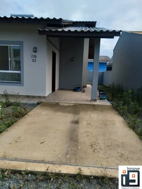 Foto 2 de Casa com 2 quartos à venda, 63m2 em Barra Velha - SC