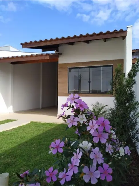 Foto 2 de Casa com 2 quartos à venda, 102m2 em Barra Velha - SC