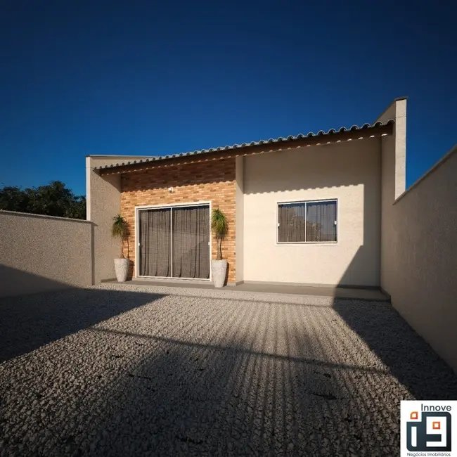 Foto 1 de Casa com 2 quartos à venda, 44m2 em Barra Velha - SC