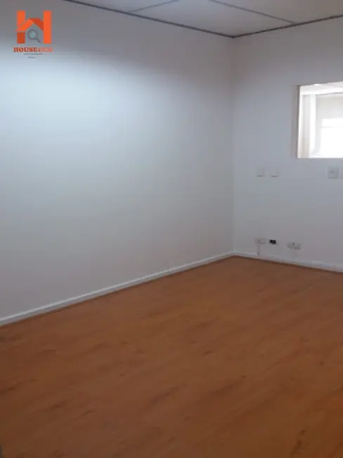 Foto 4 de Sala Comercial para alugar, 120m2 em Barra Funda, São Paulo - SP