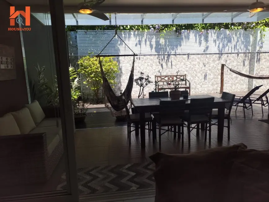 Foto 6 de Casa de Condomínio com 4 quartos à venda, 192m2 em Sao Sebastiao - SP