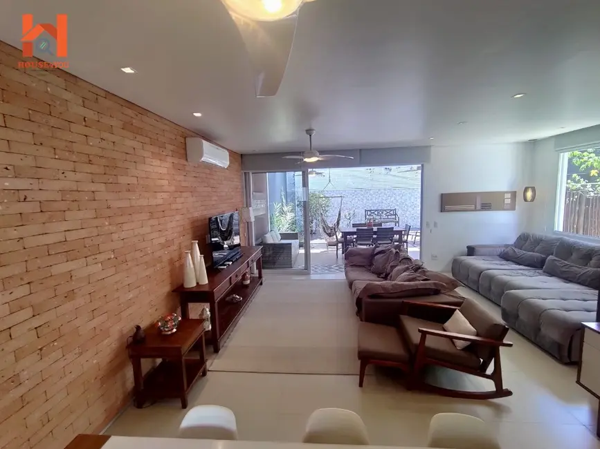 Foto 9 de Casa de Condomínio com 4 quartos à venda, 192m2 em Sao Sebastiao - SP