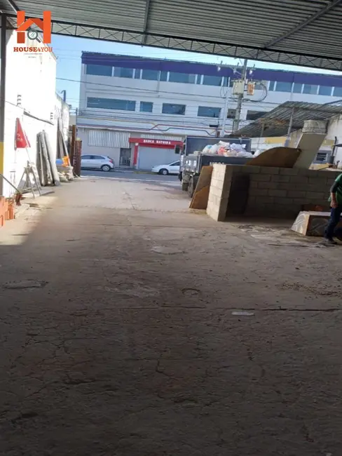 Foto 2 de Armazém / Galpão para alugar, 300m2 em Vila Moraes, São Paulo - SP