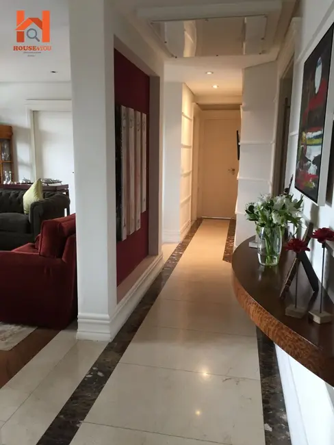 Apartamento com 4 quartos à venda, 257m2 em Moema, São Paulo - SP - imagem 4 Foto 4 de Apartamento com 4 quartos à venda, 257m2 em Moema, São Paulo - SP