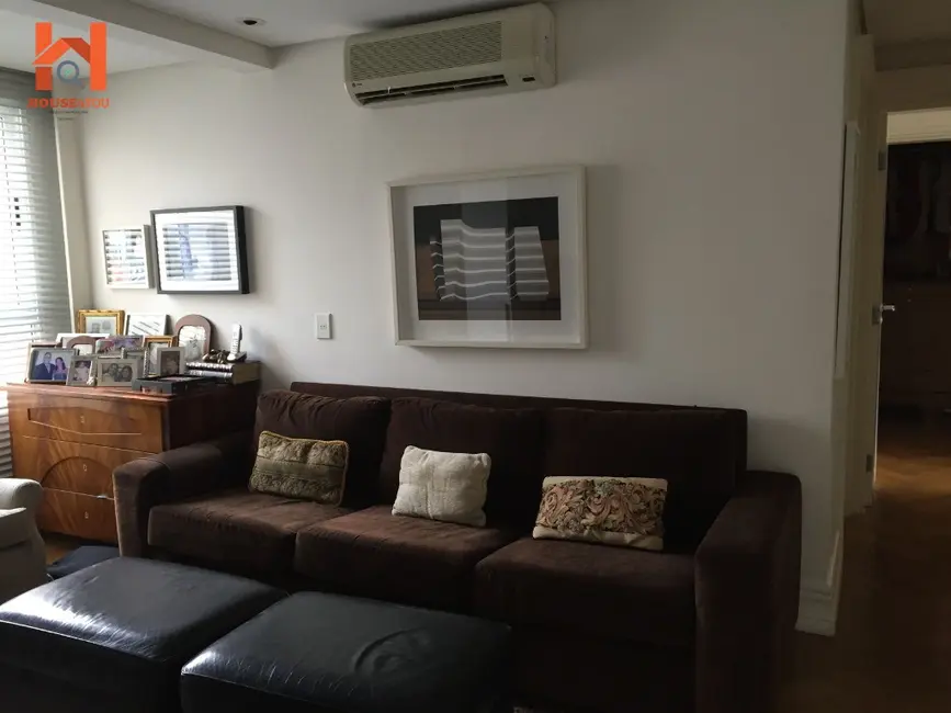Apartamento com 4 quartos à venda, 257m2 em Moema, São Paulo - SP - imagem 6 Foto 6 de Apartamento com 4 quartos à venda, 257m2 em Moema, São Paulo - SP