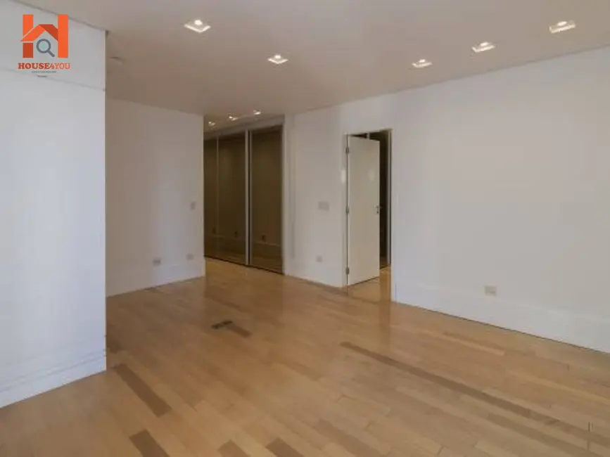 Foto 4 de Apartamento com 4 quartos para alugar, 293m2 em Jardim Paulista, São Paulo - SP