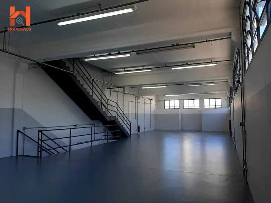 Foto 1 de Armazém / Galpão para alugar, 930m2 em Tamboré, Barueri - SP
