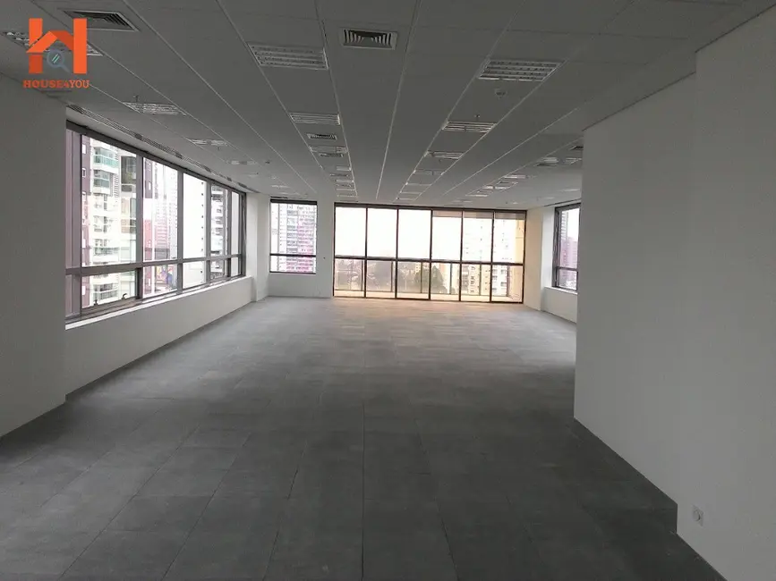 Foto 1 de Sala Comercial para alugar, 271m2 em Cidade Monções, São Paulo - SP