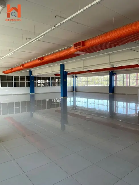 Sala Comercial para alugar, 640m2 em Jardim São Felipe, Atibaia - SP - imagem 3 Foto 3 de Sala Comercial para alugar, 640m2 em Jardim São Felipe, Atibaia - SP