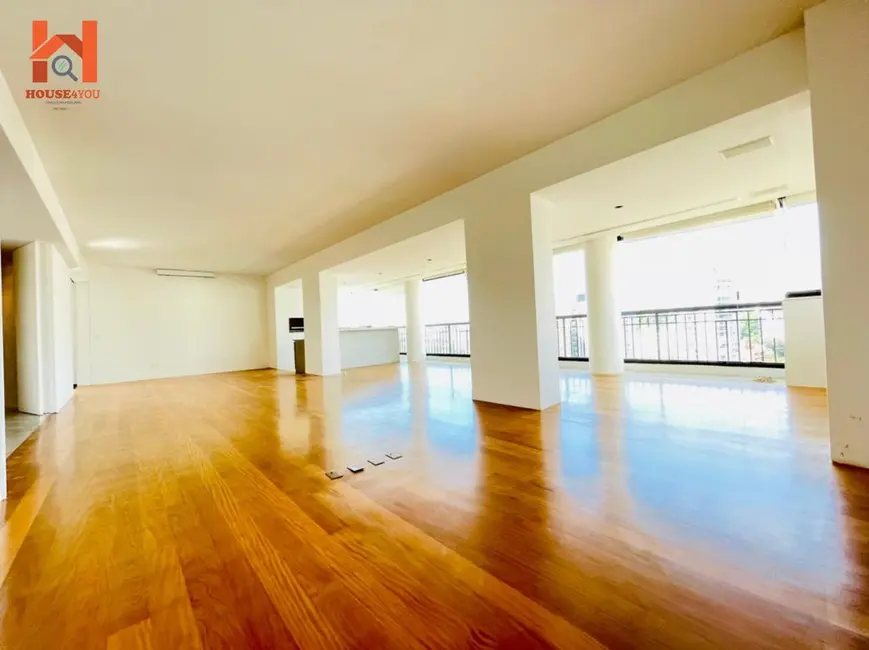 Foto 3 de Apartamento com 3 quartos à venda, 215m2 em Sumaré, São Paulo - SP