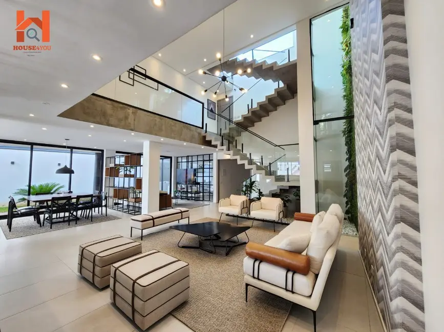 Foto 3 de Casa com 3 quartos à venda, 313m2 em Jardim Londrina, São Paulo - SP