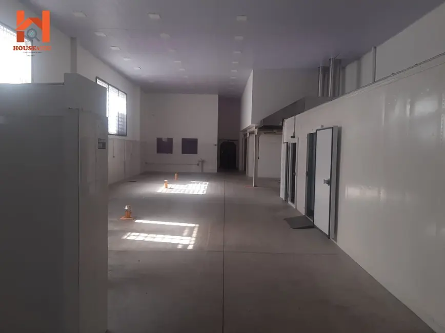 Foto 2 de Armazém / Galpão para alugar, 600m2 em Vila Bandeirantes, São Paulo - SP