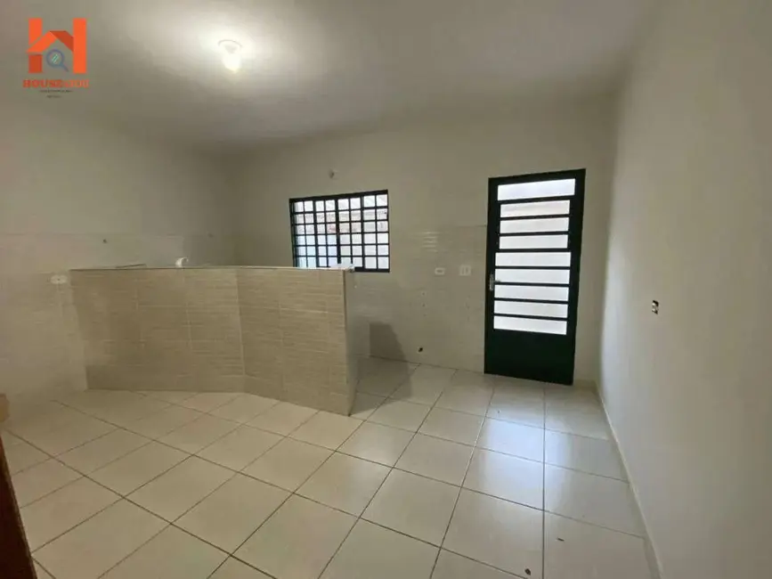 Casa com 2 quartos para alugar, 135m2 em Nova Gardênia, Atibaia - SP - imagem 4 Foto 4 de Casa com 2 quartos para alugar, 135m2 em Nova Gardênia, Atibaia - SP