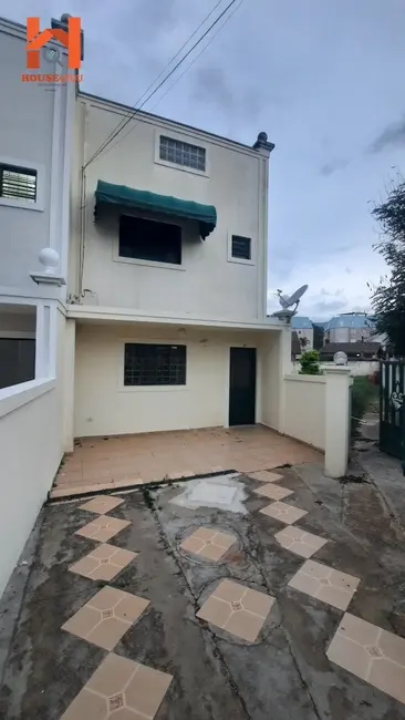 Foto 2 de Casa com 2 quartos para alugar, 165m2 em Nova Gardênia, Atibaia - SP