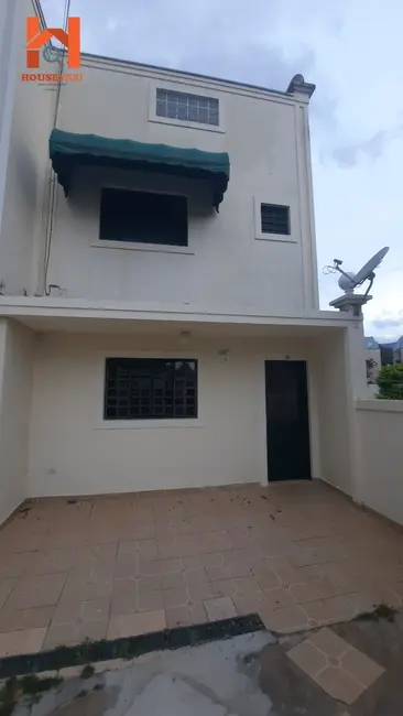 Foto 3 de Casa com 2 quartos para alugar, 165m2 em Nova Gardênia, Atibaia - SP