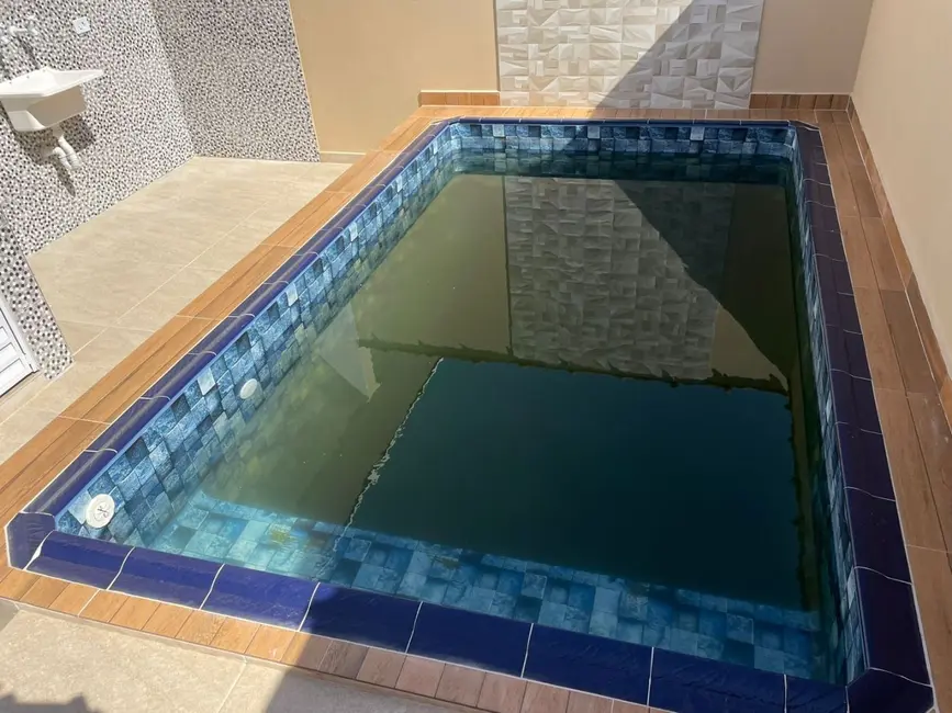 Foto 4 de Casa com 2 quartos à venda, 56m2 em Itanhaem - SP