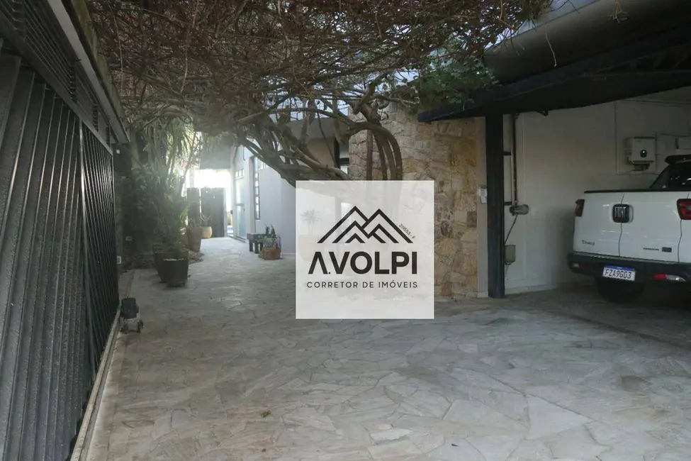 Foto 8 de Casa com 3 quartos à venda, 615m2 em Itanhaem - SP