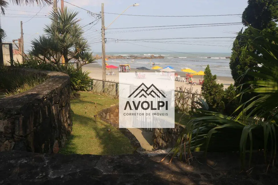 Foto 7 de Casa com 3 quartos à venda, 615m2 em Itanhaem - SP