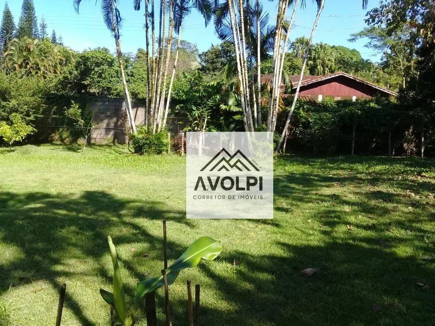 Chácara com 3 quartos à venda e para alugar, 1800m2 em Pedro De Toledo - SP - imagem 9 Foto 9 de Chácara com 3 quartos à venda e para alugar, 1800m2 em Pedro De Toledo - SP