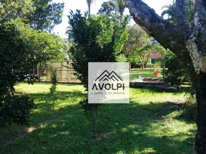 Chácara com 3 quartos à venda e para alugar, 1800m2 em Pedro De Toledo - SP - imagem 6 Foto 6 de Chácara com 3 quartos à venda e para alugar, 1800m2 em Pedro De Toledo - SP