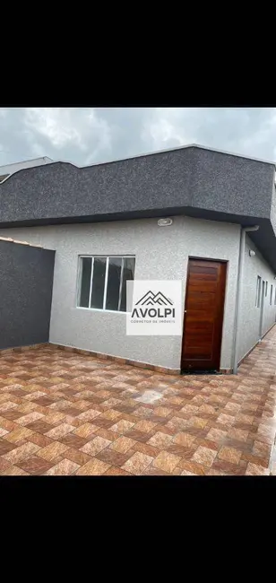Foto 1 de Casa com 2 quartos à venda, 126m2 em Itanhaem - SP