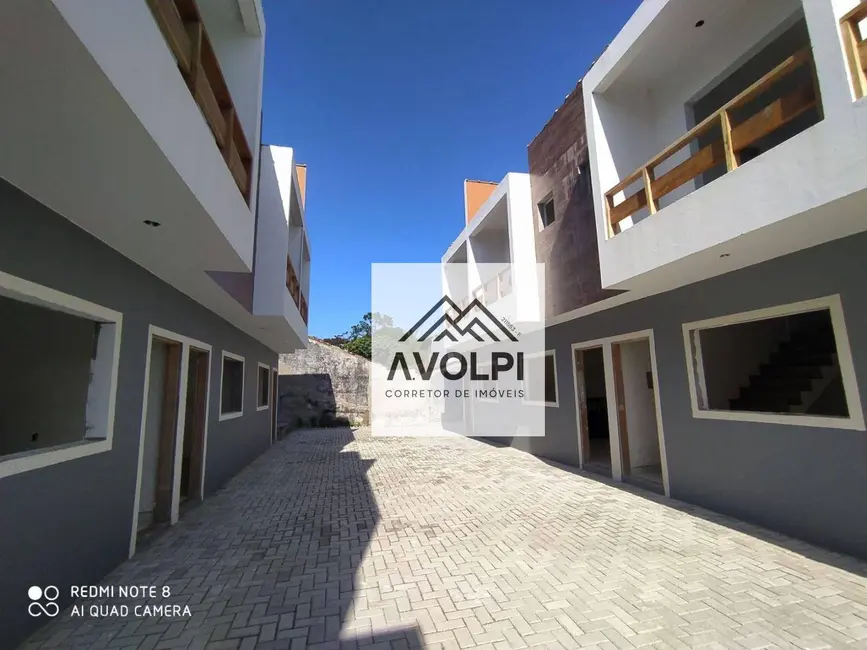 Foto 4 de Casa com 2 quartos à venda, 75m2 em Itanhaem - SP