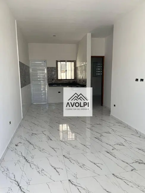 Foto 6 de Casa com 2 quartos à venda, 56m2 em Itanhaem - SP