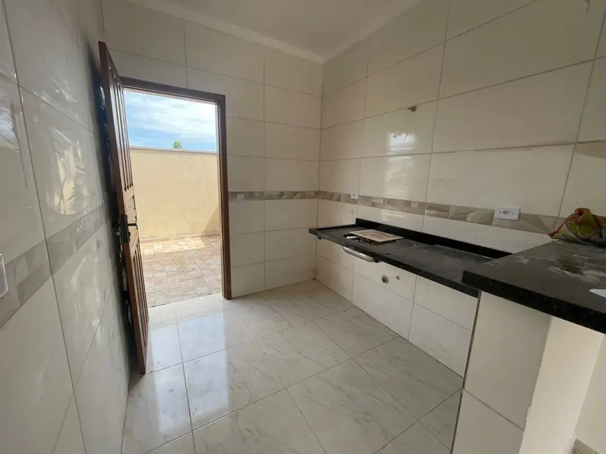 Foto 7 de Casa com 2 quartos à venda, 45m2 em Itanhaem - SP