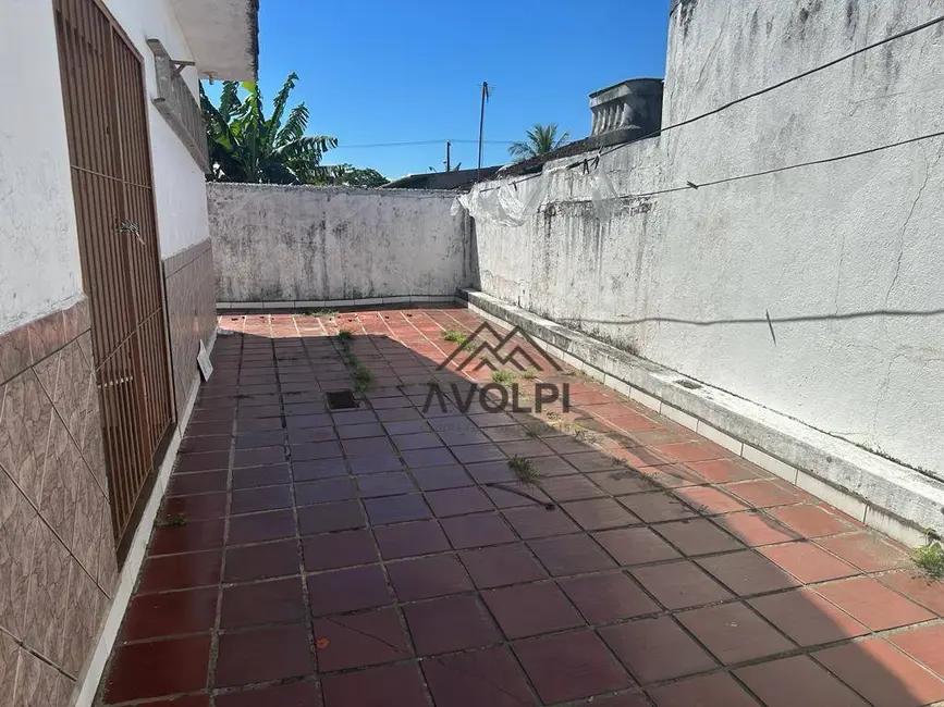 Foto 10 de Casa à venda, 360m2 em Itanhaem - SP
