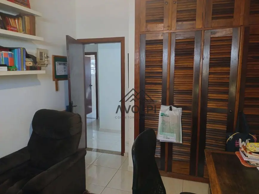 Foto 9 de Casa com 4 quartos à venda, 910m2 em Itanhaem - SP
