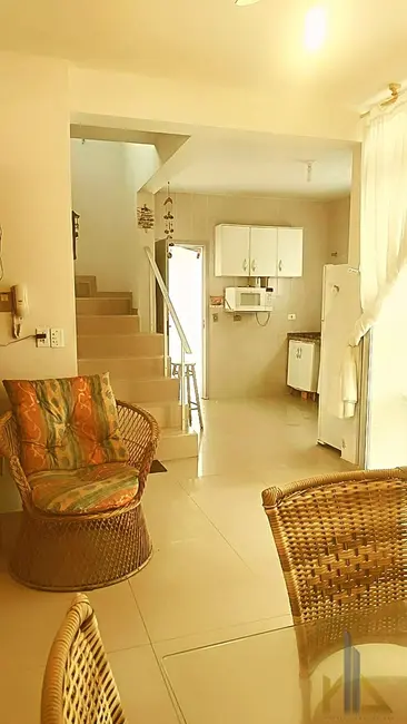 Foto 3 de Casa com 4 quartos à venda, 144m2 em Nereidas, Guaratuba - PR