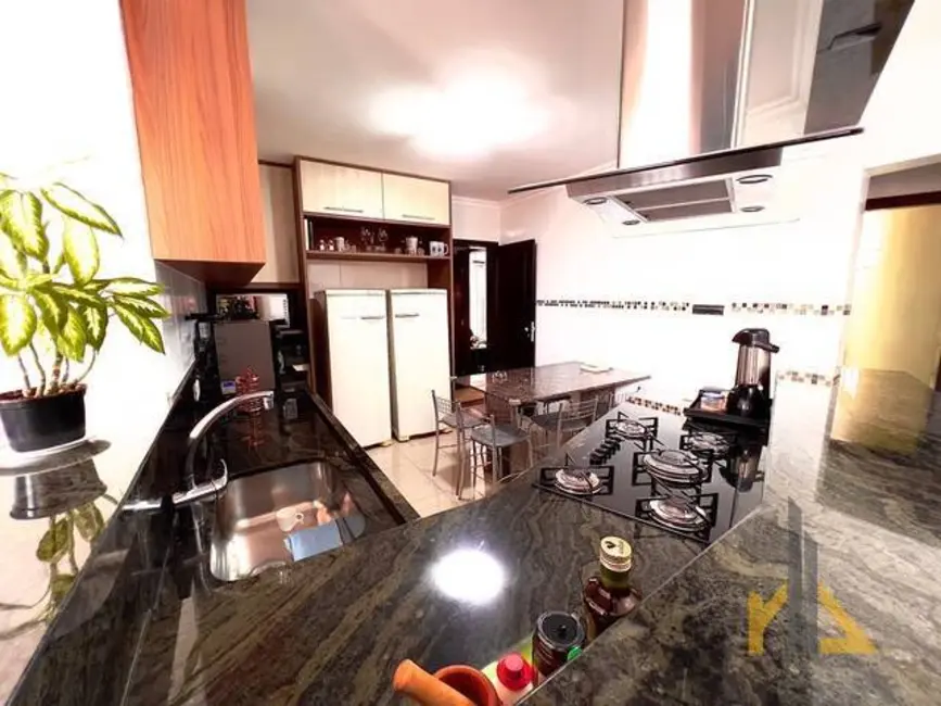 Apartamento com 3 quartos à venda, 133m2 em Parolin, Curitiba - PR - imagem 5 Foto 5 de Apartamento com 3 quartos à venda, 133m2 em Parolin, Curitiba - PR