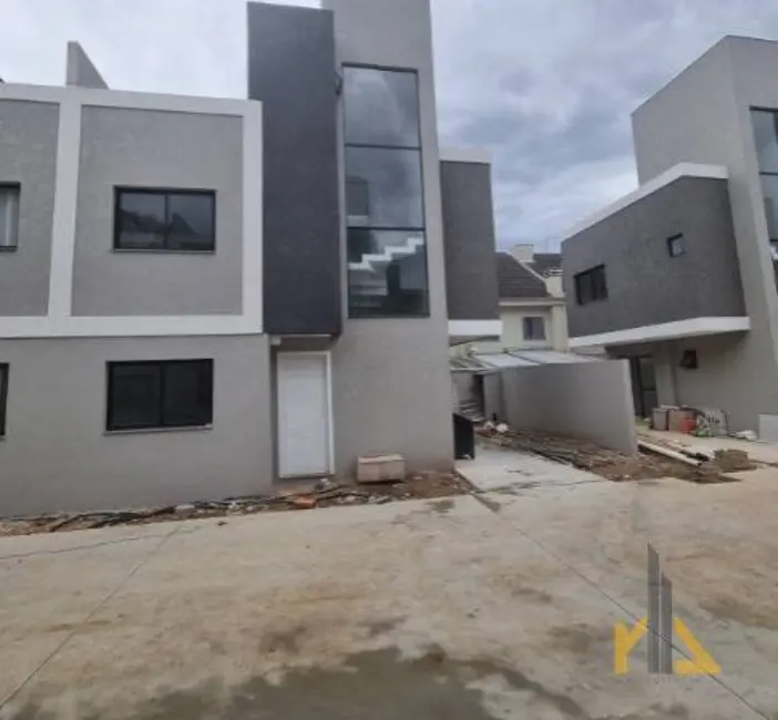 Foto 3 de Casa com 3 quartos à venda, 135m2 em Uberaba, Curitiba - PR