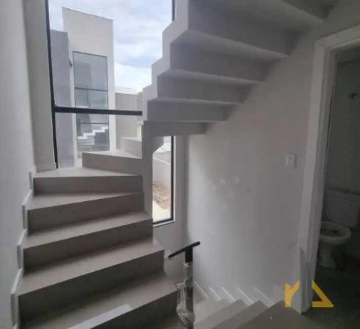 Foto 9 de Casa com 3 quartos à venda, 135m2 em Uberaba, Curitiba - PR