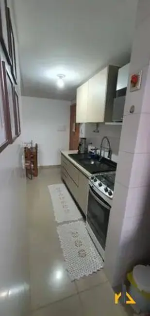 Apartamento com 3 quartos à venda, 54m2 em Parque da Fonte, Sao Jose Dos Pinhais - PR - imagem 4 Foto 4 de Apartamento com 3 quartos à venda, 54m2 em Parque da Fonte, Sao Jose Dos Pinhais - PR