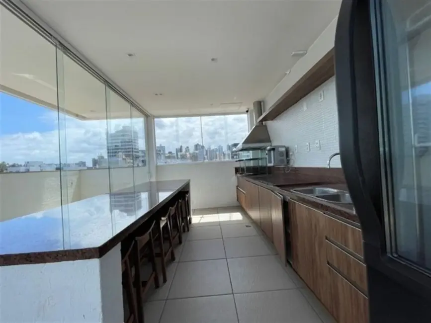 Foto 2 de Apartamento com 1 quarto à venda, 50m2 em Barra, Salvador - BA