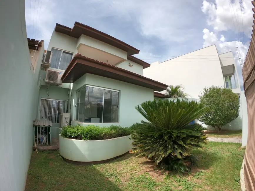 Casa com 3 quartos à venda e para alugar, 279m2 em Renato Gonçalves, Barreiras - BA - imagem 2 Foto 2 de Casa com 3 quartos à venda e para alugar, 279m2 em Renato Gonçalves, Barreiras - BA