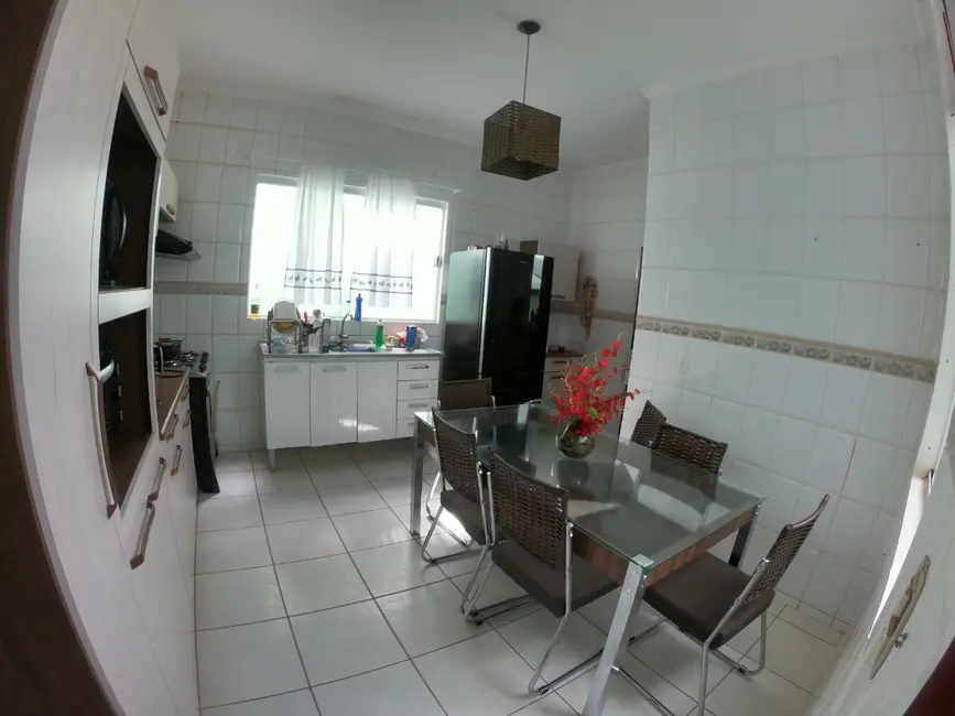 Casa com 3 quartos à venda e para alugar, 279m2 em Renato Gonçalves, Barreiras - BA - imagem 8 Foto 8 de Casa com 3 quartos à venda e para alugar, 279m2 em Renato Gonçalves, Barreiras - BA