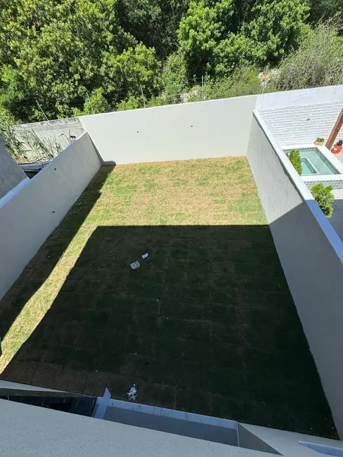 Foto 5 de Casa de Condomínio com 3 quartos à venda, 244m2 em Camacari - BA