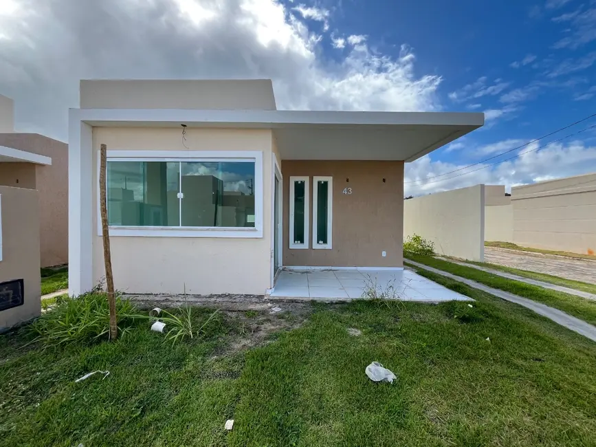 Foto 2 de Casa de Condomínio com 2 quartos à venda, 64m2 em Camacari - BA