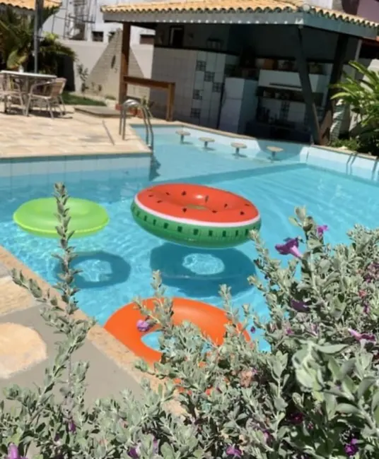 Casa com 6 quartos à venda, 220m2 em Vilas do Atlântico, Lauro De Freitas - BA - imagem 3 Foto 3 de Casa com 6 quartos à venda, 220m2 em Vilas do Atlântico, Lauro De Freitas - BA